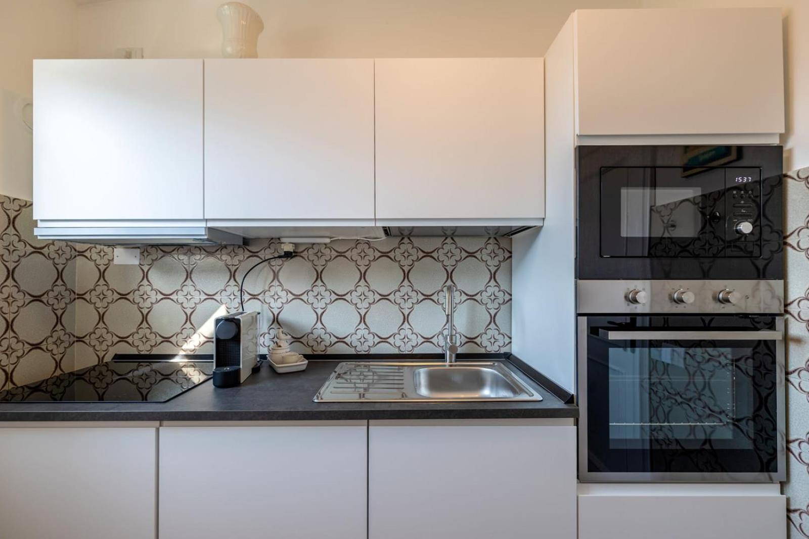 G&G Apartment Finale Ligure Bagian luar foto